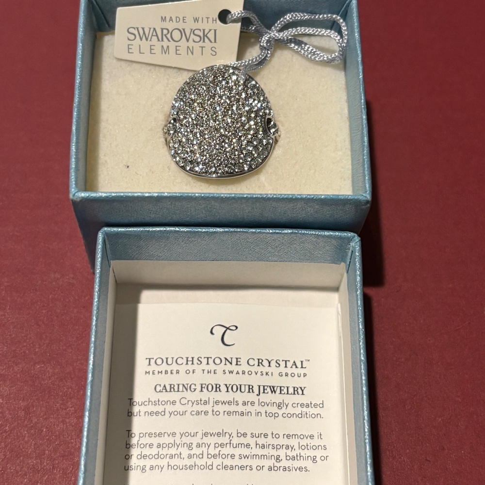 Touchstone w/Swarovski Ring